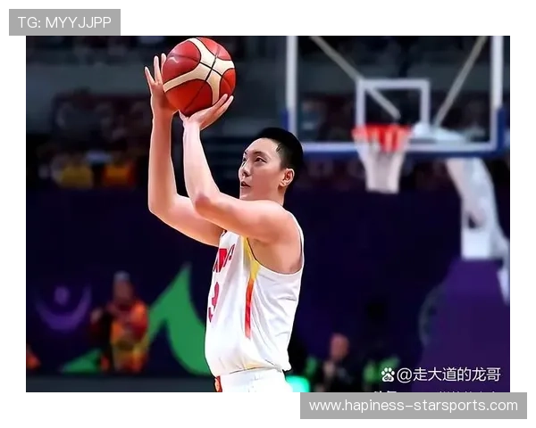 中国男篮迎战澳大利亚队备战奥运资格赛 聚焦球队调整与战术布局