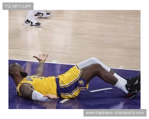 湖人队成功逆转勇士队詹姆斯爆发带领球队迎来关键胜利 湖人队成功逆转勇士队詹姆斯爆发带领球队迎来关键胜利