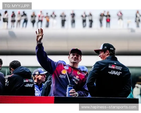 F1赛事激战正酣 2026赛季车手阵容大变动揭晓新挑战 F1赛事激战正酣 2026赛季车手阵容大变动揭晓新挑战