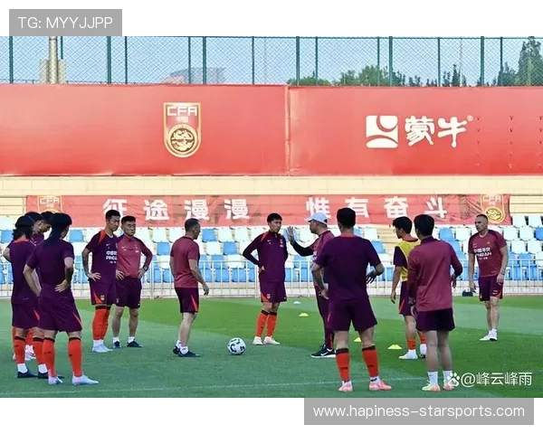 中国足球队备战世界杯预选赛全员训练加强战术磨合力争晋级亚洲区决赛圈 中国足球队备战世界杯预选赛全员训练加强战术磨合力争晋级亚洲区决赛圈