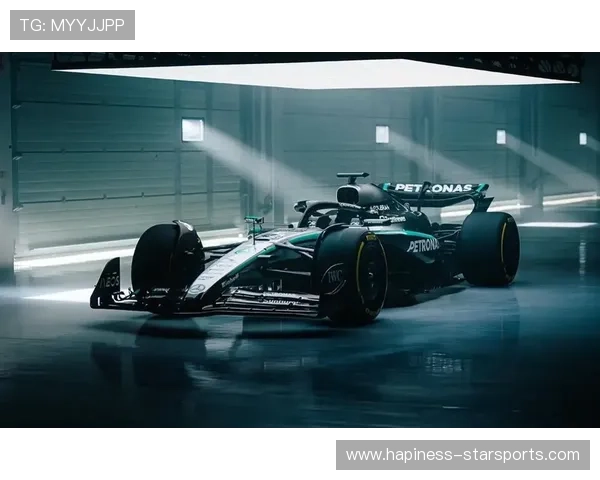 F1赛季最新动态：车队表现分析与未来赛事预测引发广泛关注