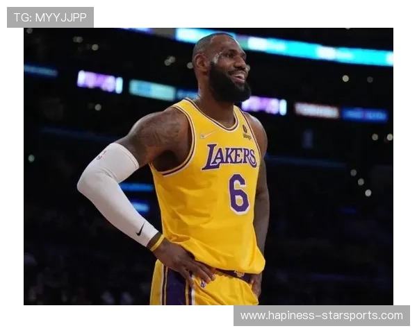 湖人逆转勇士迎来连胜詹姆斯关键表现引发热议