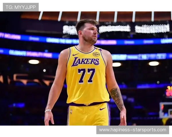 独行侠迎战季后赛关键战役 球迷热议东契奇与哈迪的配合潜力